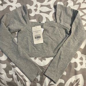 FABLETICS Kinsley cropped seamless long-sleeve top. BRAND NEW WITH TAGS!